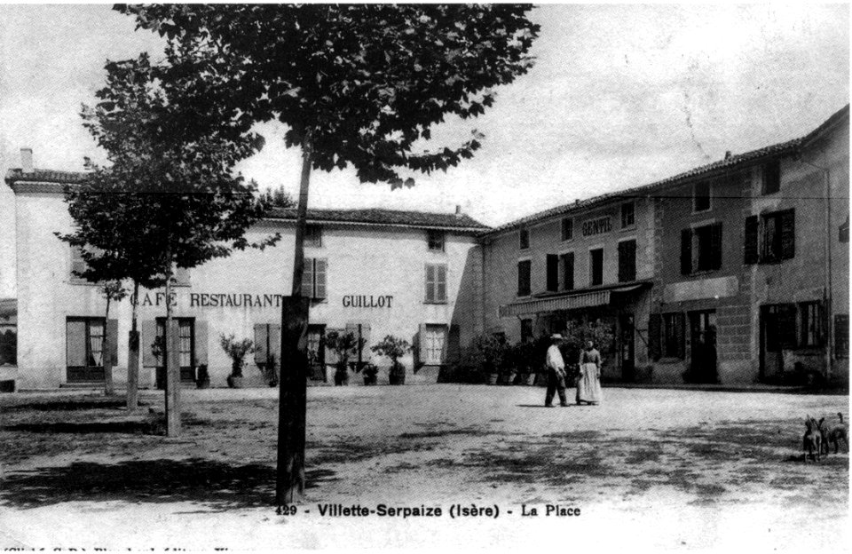 Villette-de-Vienne, la place, 1907, p280 de L'Isère les 533 communes - 