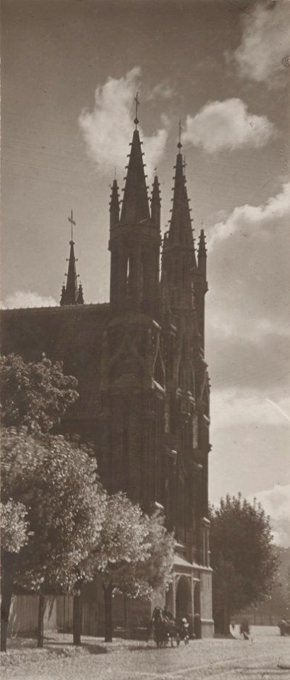 Vilnia, Bernardynskaja, Śviatoj Hanny. Вільня, Бэрнардынская, Сьвятой Ганны (J. Bułhak, 1919) (3)