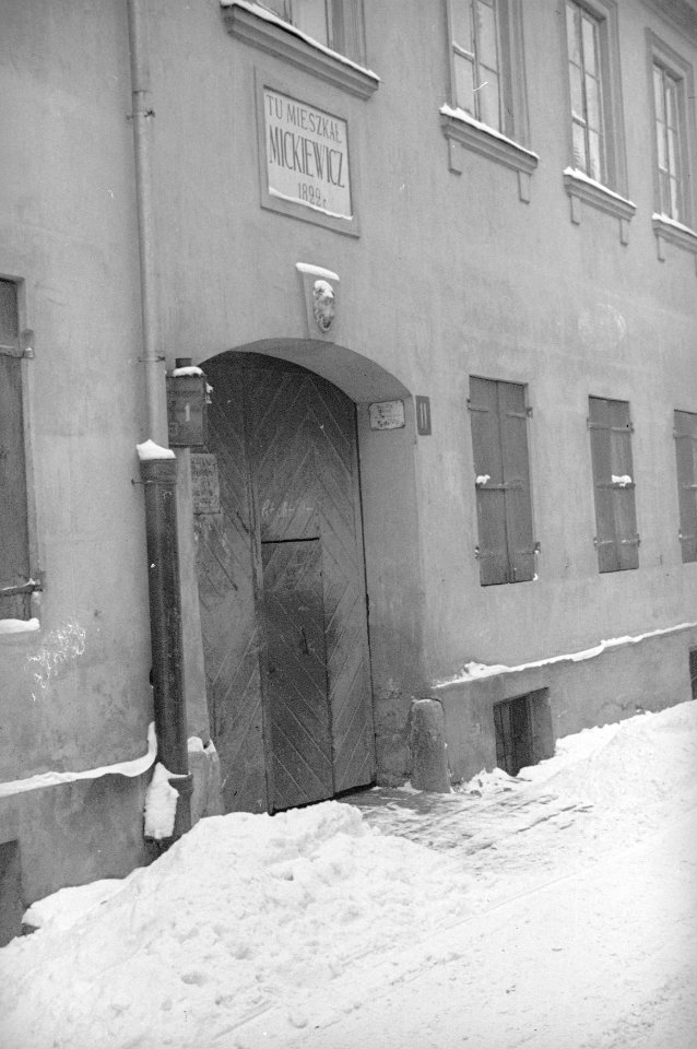 Vilnia, Bernardynskaja, Adam Mickievič. Вільня, Бэрнардынская, Адам Міцкевіч (H. Poddębski, 1937)