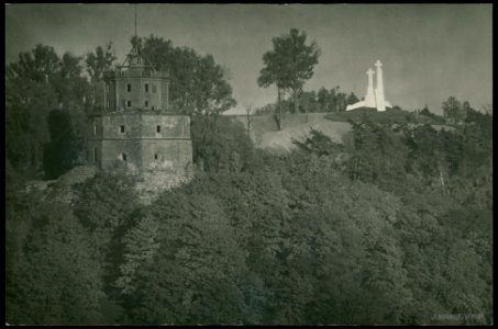 Vilnia, Horny zamak-Try Kryžy. Вільня, Горны замак-Тры Крыжы (J. Bułhak, 1919-39)