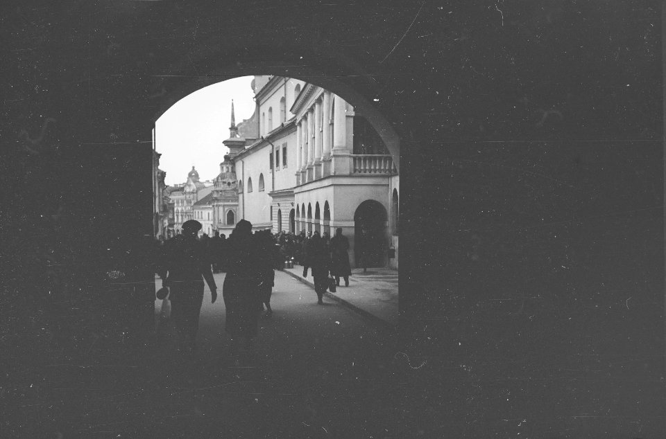Vilnia, Vostraja Brama-Karmelicki. Вільня, Вострая Брама-Кармэліцкі (H. Poddębski, 1937)