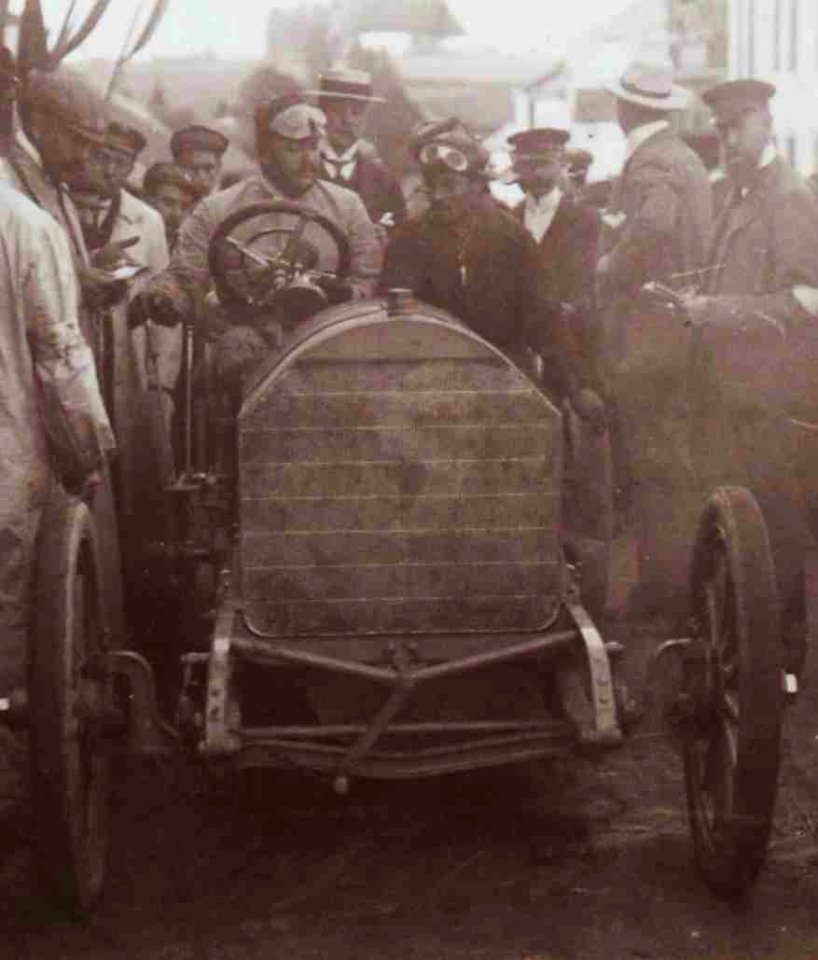 Vincenzo Lancia au départ du Circuit des Ardennes sur Fiat (1904, deuxième journée)