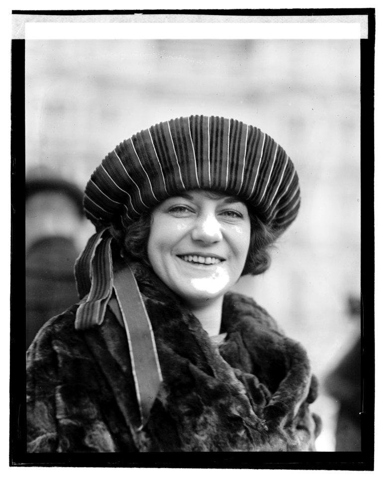 Viola Dana LOC npcc.05803