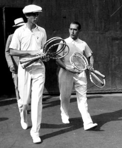 Ellsworth Vines, Henri Cochet, 1932
