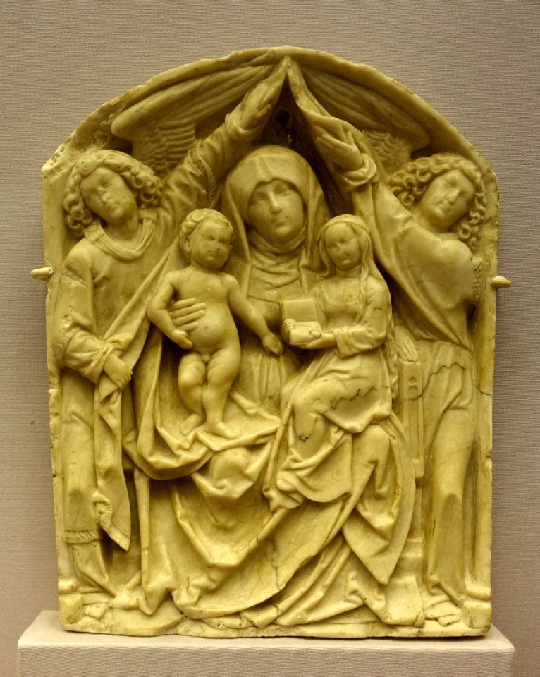 Virgin and Child with Saint Anne by Tilman Riemenschneider and workshop, c. 1515-1520, alabaster - Mainfränkisches Museum - Würzburg, Germany - DSC04832