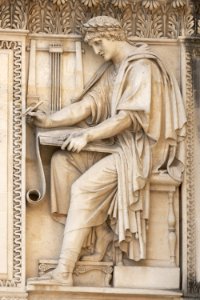 Virgil Chaudet Cour Carrée Louvre