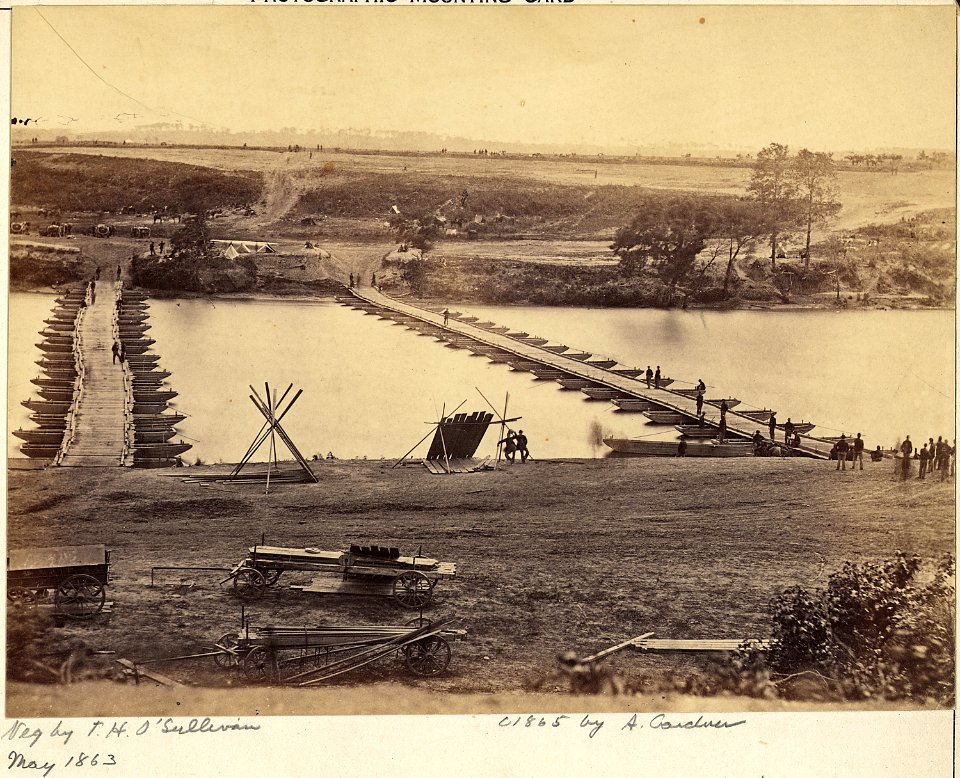 Virginia, Fredericksburg, Pontoon Bridge across the Rappahannock river. - NARA - 533306