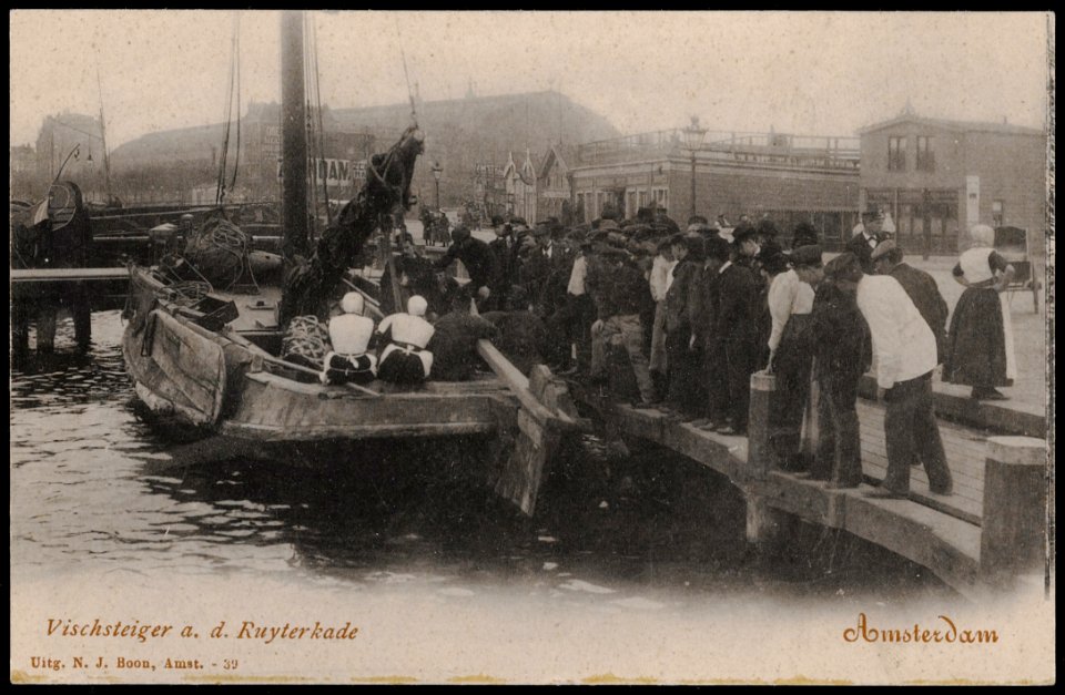 Vischmarkt aan de Ruijterkade, Afb PRKBB00278000013