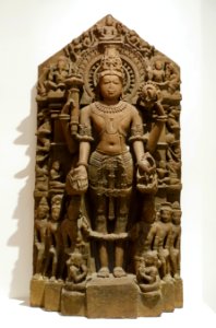 Vishnu and attendants, Gujarat, India, Solanki period, c. 1026 AD, sandstone - Dallas Museum of Art - DSC05079