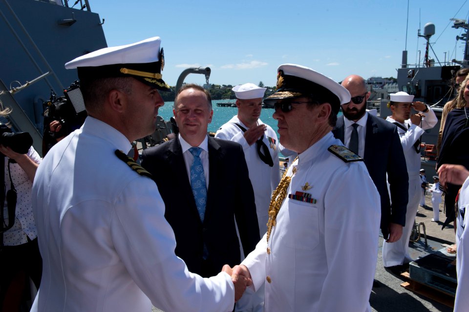 Visit of U.S.S. Sampson to Auckland, November 22, 2016 (30375914963)