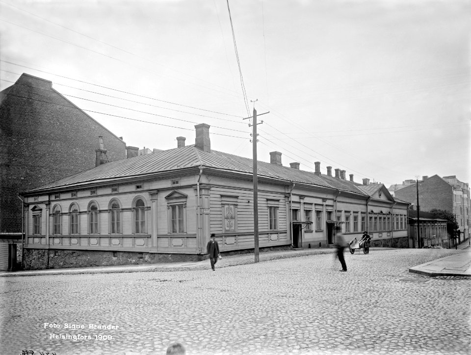 Vironkatu 8, 10 Mariankatu 18 - N444 (hkm.HKMS000005-0000011r)