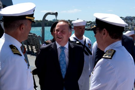 Visit of U.S.S. Sampson to Auckland, November 22, 2016 (30361792154)