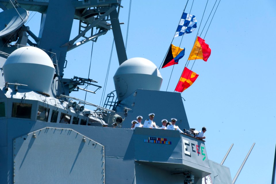 Visit of U.S.S. Sampson to Auckland, November 22, 2016 (31039633782)