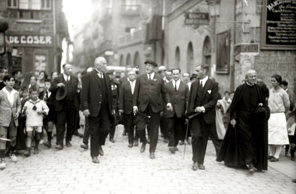 Visita del general Miguel Primo de Rivera a la localidad de Oñati (4 de 12) - Fondo Car-Kutxa Fototeka