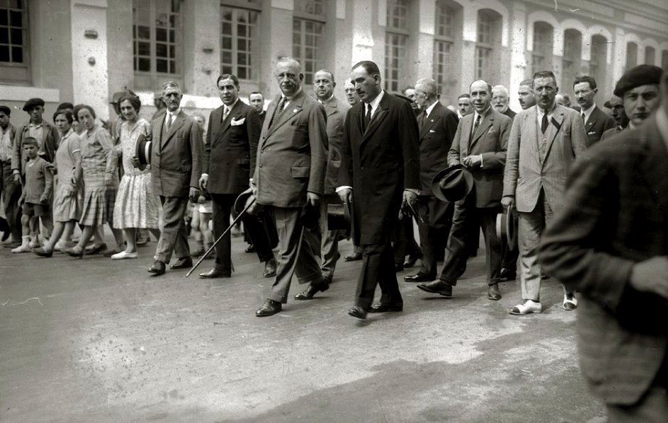 Visita del general Miguel Primo de Rivera a la localidad de Errenteria (3 de 6) - Fondo Car-Kutxa Fototeka