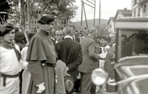 Visita del general Miguel Primo de Rivera a una localidad (9 de 10) - Fondo Car-Kutxa Fototeka