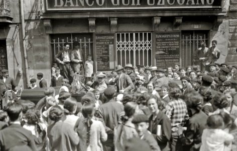 Visita del púgil Paulino Uzcudun a la localidad de Zarautz (2 de 4) - Fondo Car-Kutxa Fototeka