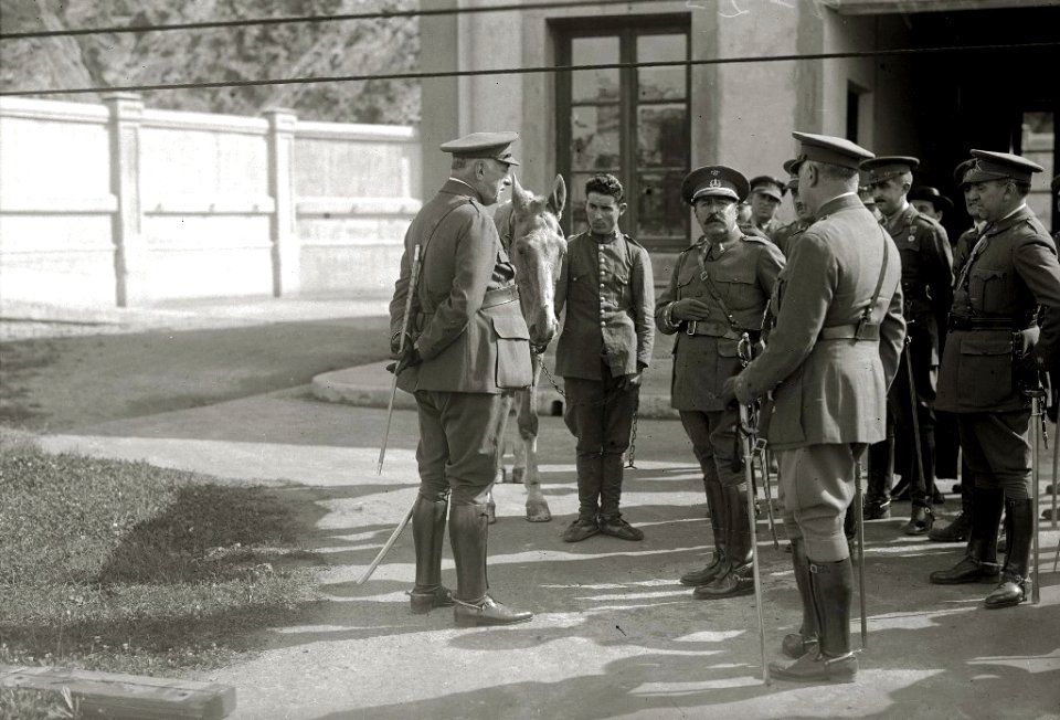 Visita del general Miguel Primo de Rivera a diferentes cuarteles militares de San Sebastián (4 de 7) - Fondo Car-Kutxa Fototeka