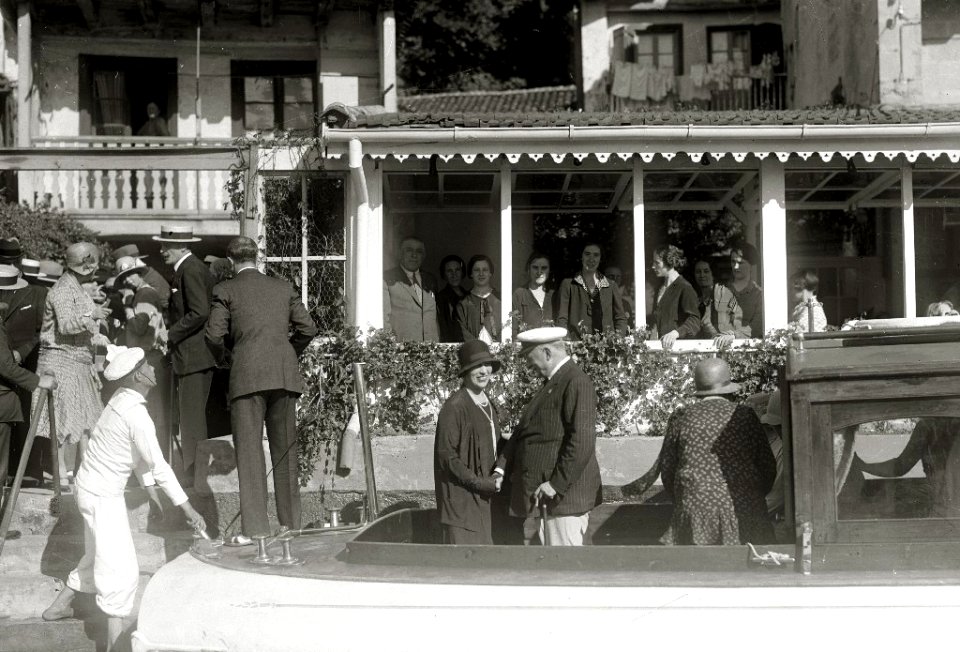 Visita del general Miguel Primo de Rivera a la localidad de Pasai Donibane (2 de 6) - Fondo Car-Kutxa Fototeka