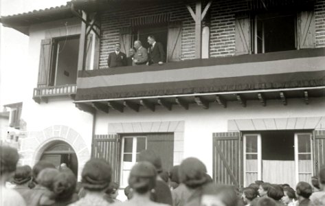 Visita del general Miguel Primo de Rivera a una localidad (1 de 10) - Fondo Car-Kutxa Fototeka