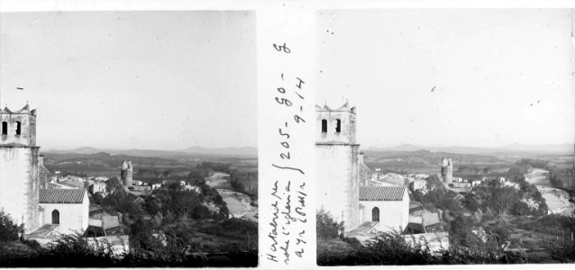 Vista d'Hostalric per sobre de l'església