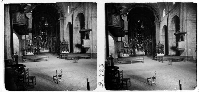 Vista de l ' altar major de l'església de Cornudella de Montsant