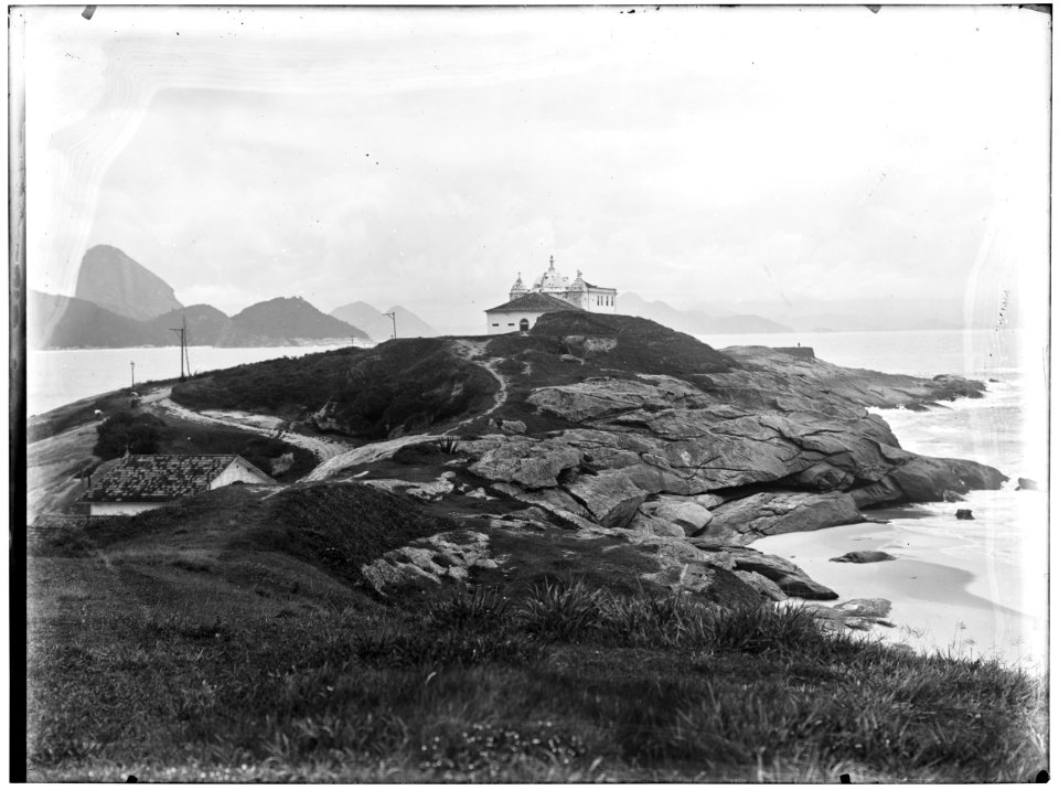 Vista da Igreja de Nossa Senhora de Copacabana - 2