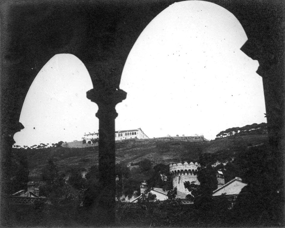 Vista de la Conreria de Montalegre des de la Cartoixa de Sant Cebrià de Tiana