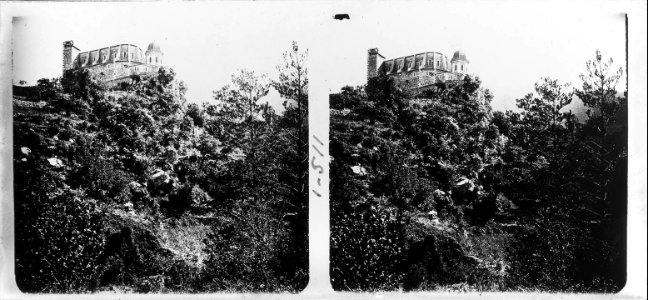 Vista de l'església de Lourdes a la Nou