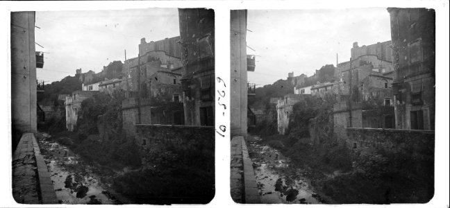 Vista de la catedral de Girona des del torrent de Galligans