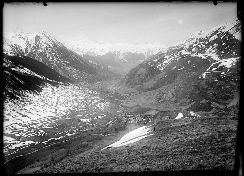 Vista de la Vall d'Aran, nevada