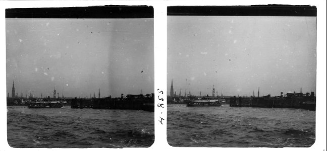 Vista de la ciutat d ' Hamburg des del port