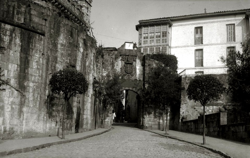 Vista de la localidad de Hondarribia (4 de 4) - Fondo Car-Kutxa Fototeka