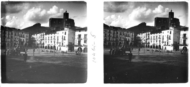Vista de la plaça Mercadal de Balaguer
