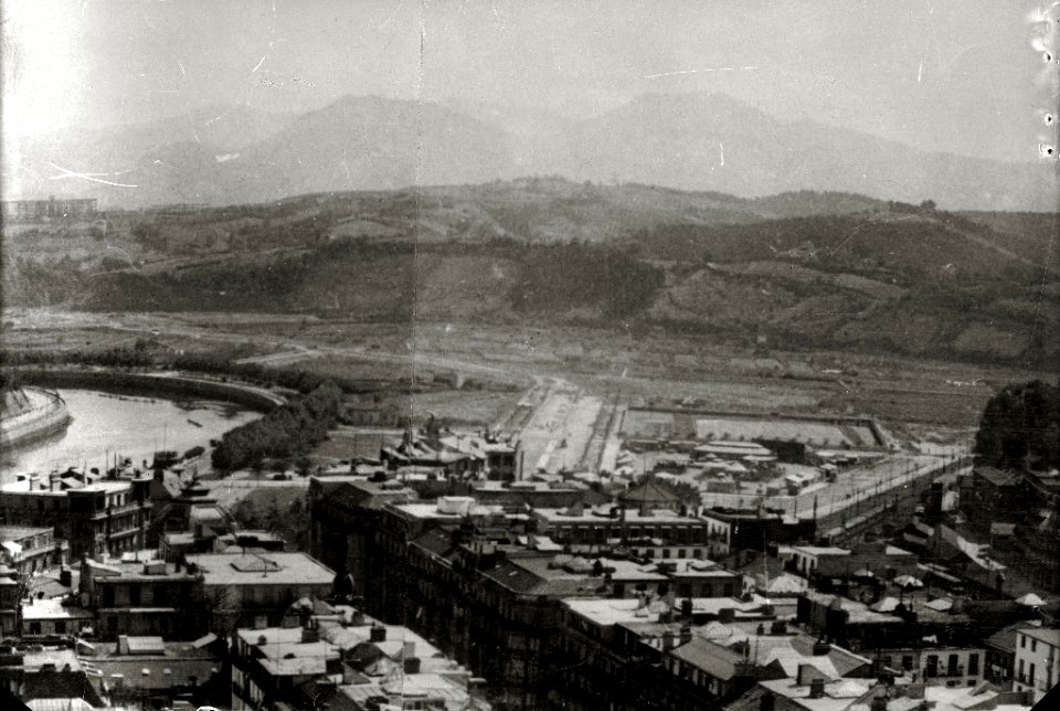 Vista de San Sebastián (2 de 12) - Fondo Car-Kutxa Fototeka