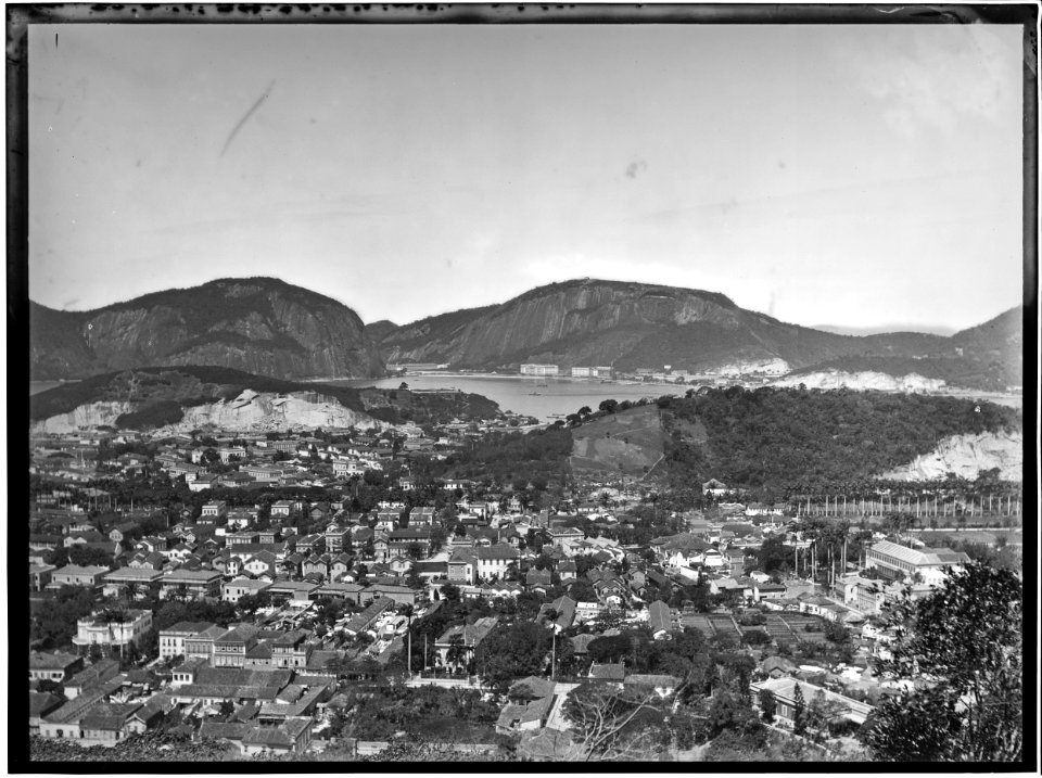 Vista dos Bairros de Botafogo e Urca a partir do Corcovado