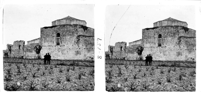 Vista exterior del mausoleu de Centcelles