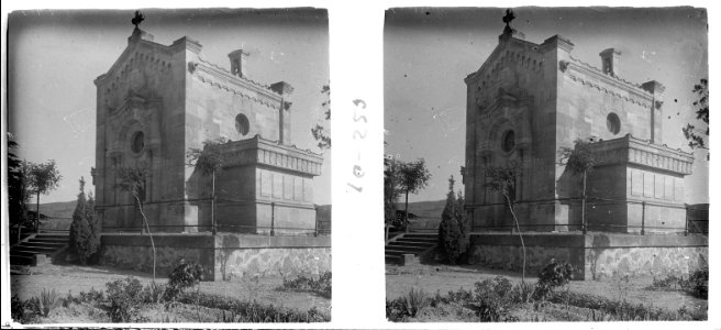Vista general d'una església