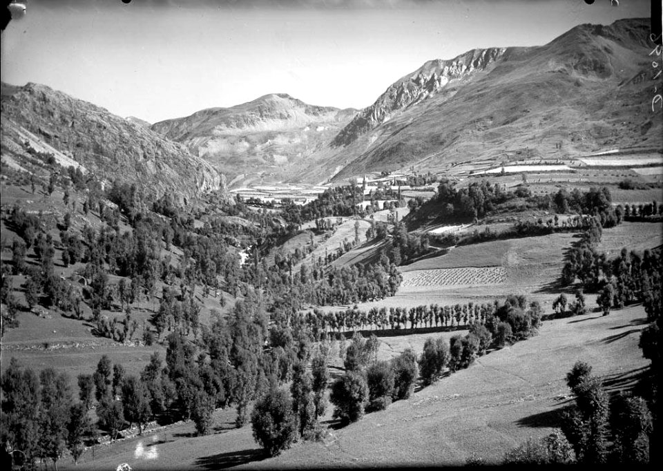 Vista general de Bagergue i les muntanyes del voltant
