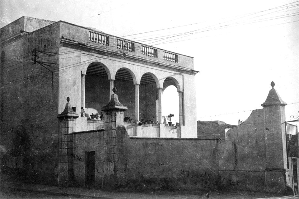 Vista general de Can Bachs a la carretera de Badalona