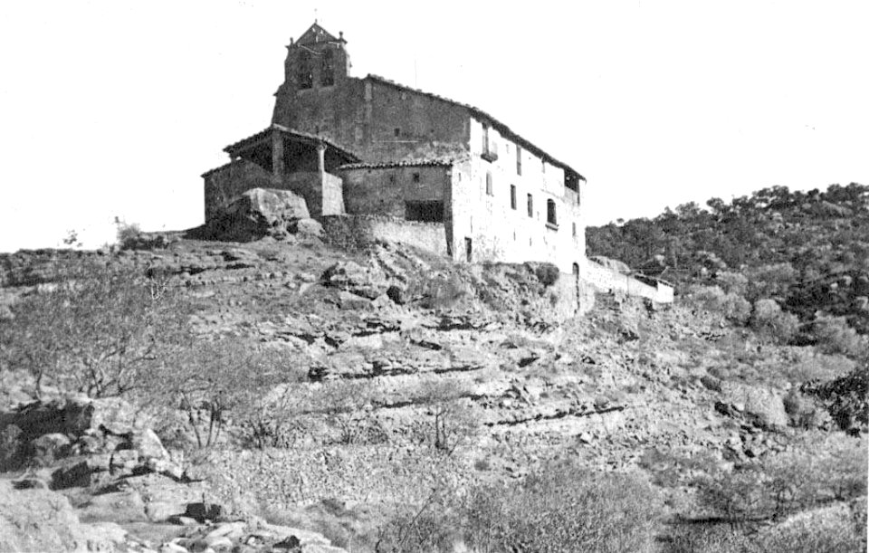 Vista general de l'església de Sant Miquel de Fontanet de Llanera