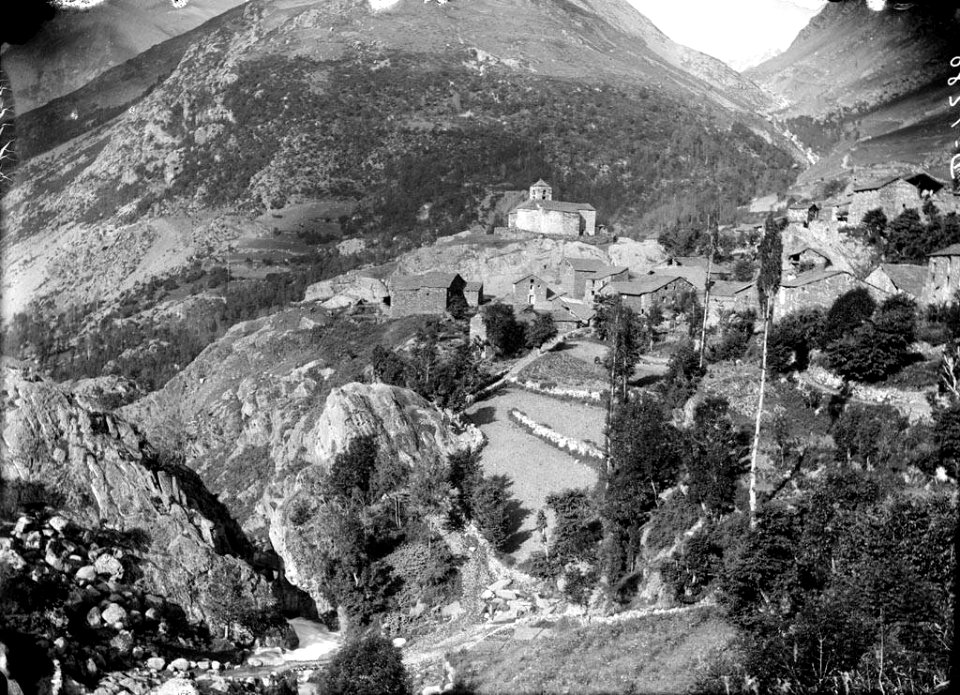 Vista general de les cases de Cabdella