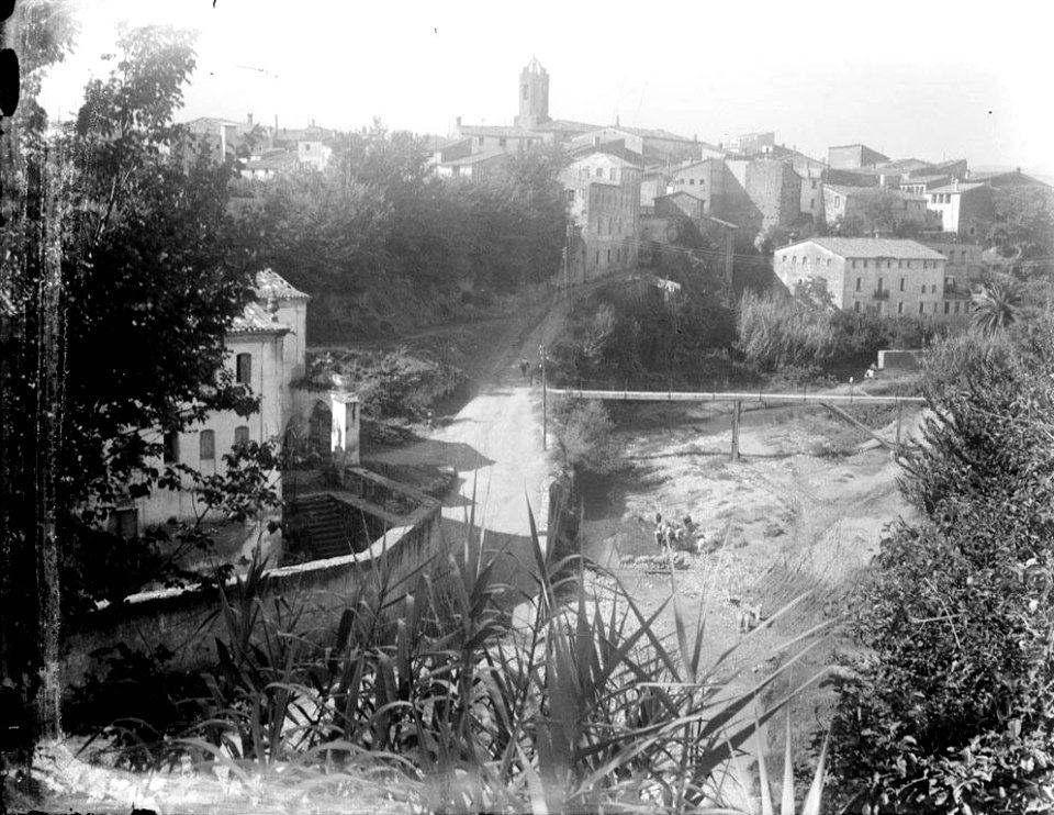 Vista general de la Riba (AFCEC RIBASV C 2608)