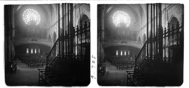 Vista interior de l'església del Pi de Barcelona