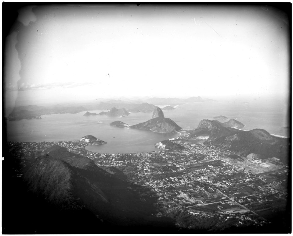 Vista panorâmica do Pão de Açúcar e arredores - 2
