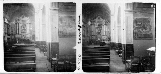 Vista interior d ' una església de Tarragona photo
