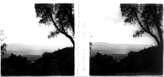 Vista propera de la font Milagrera