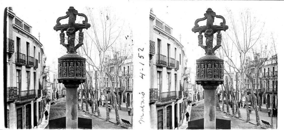 Vista parcial de la creu de Mataró