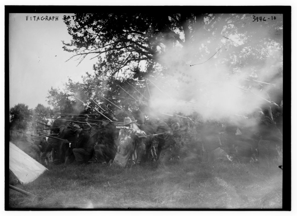Vitagraph Battle Scene LCCN2014702460