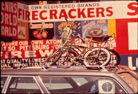 Visual-pollution-along-interstate-24-september-1972 7651246822 o
